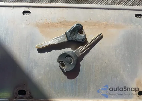 2002 Ford Escort Zx2 from USA, damaged, VIN 3FAFP11352R111284